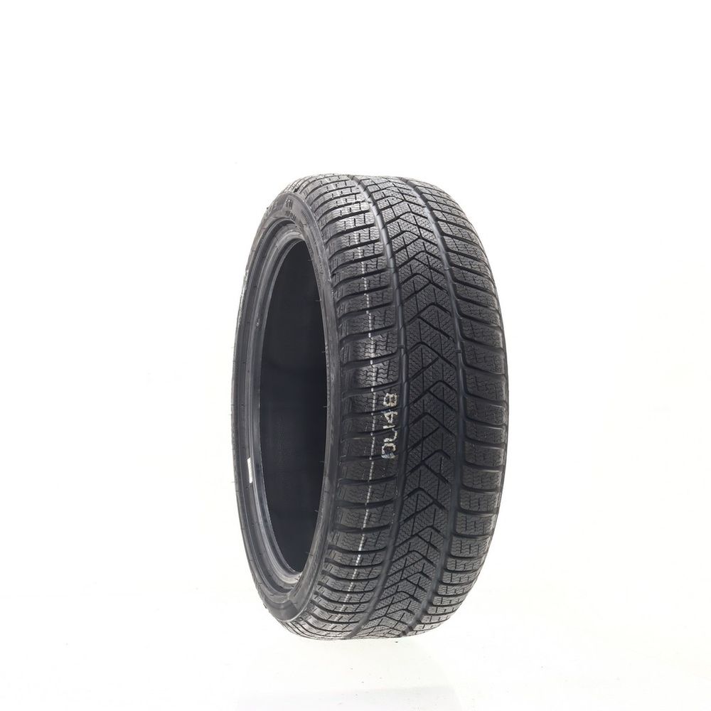 Set of (2) New 245/40R19 Pirelli Winter Sottozero 3 Run Flat 98H - Image 1