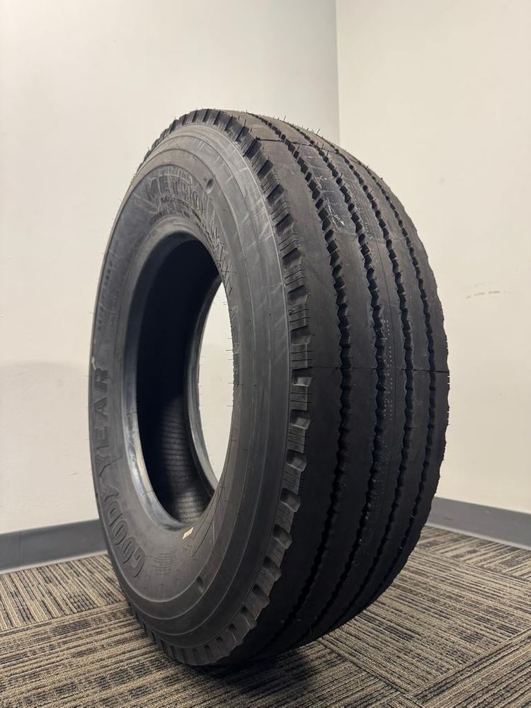 New 305/70R22.5 Goodyear Metro Miler G652 RTB 152/150K - Image 1