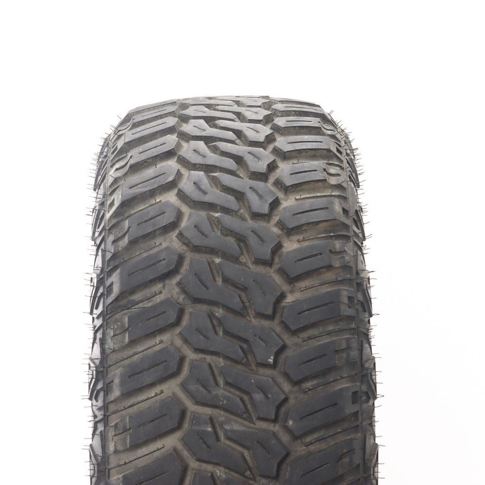 Used LT 35X12.5R20 Maxtrek Mud Trac 121Q E - 14/32 - Image 2