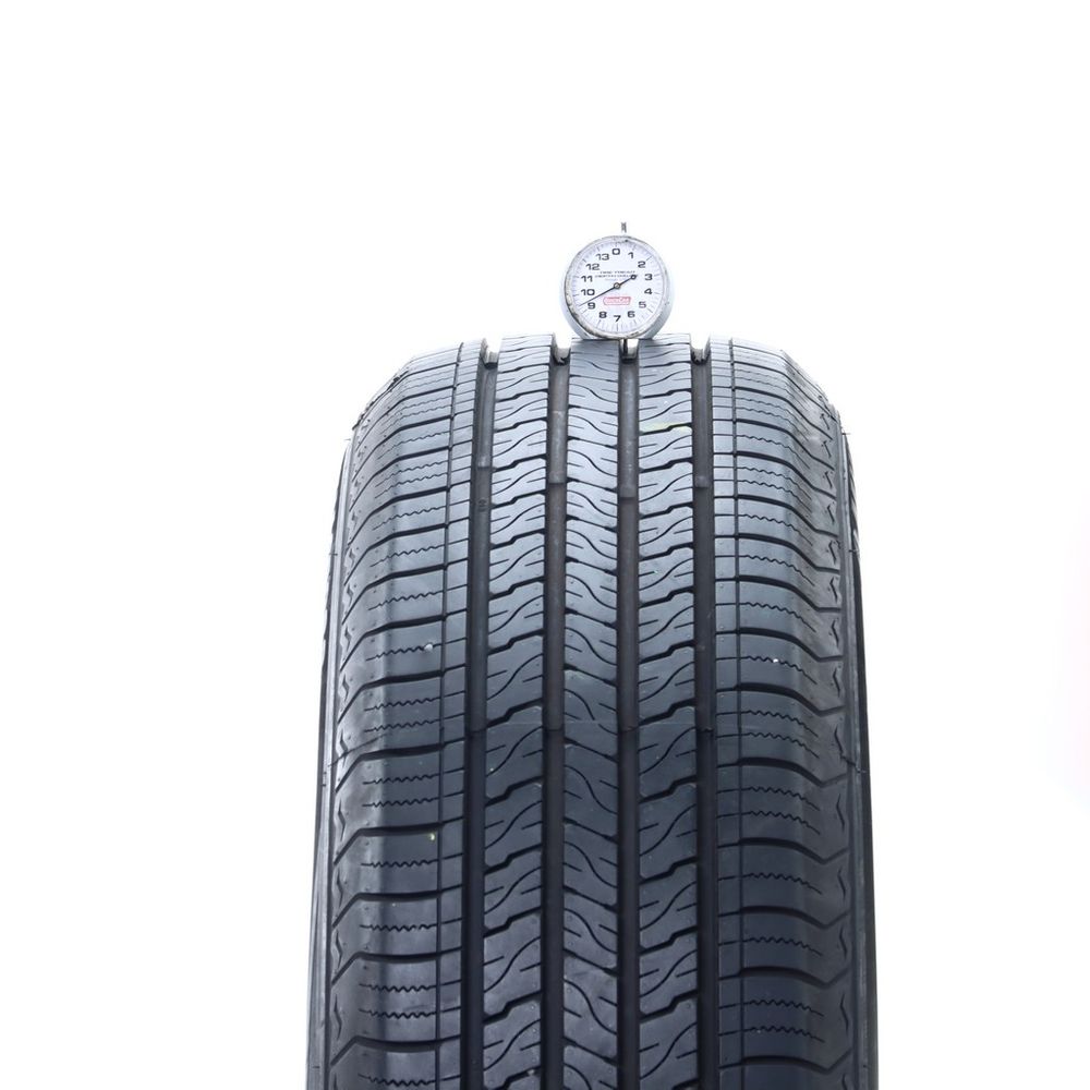 Set of (4) Used 225/60R18 Omnimax Velocity Cross 100H - 9-9.5/32 - Image 2