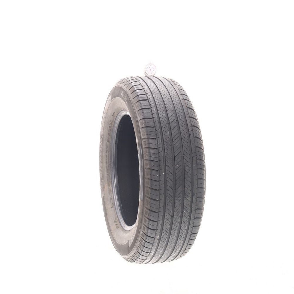 Set of (2) Used 235/65R17 Michelin Primacy All Season 104H - 6-7.5/32 - Image 1