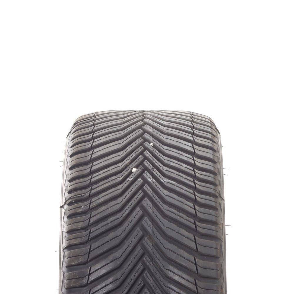 Set of (2) Driven Once 235/40R19 Michelin CrossClimate 2 96V - 10/32 - Image 2