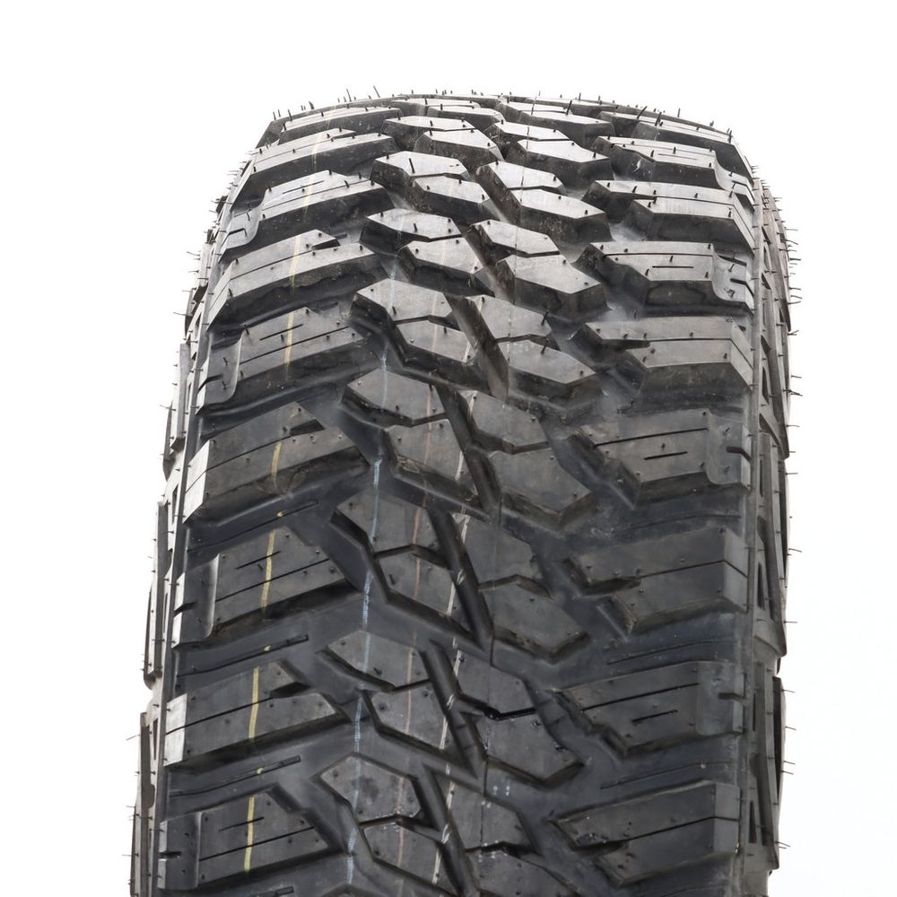 New LT 35X12.5R20 Kanati Mud Hog M/T 121Q E - Image 2