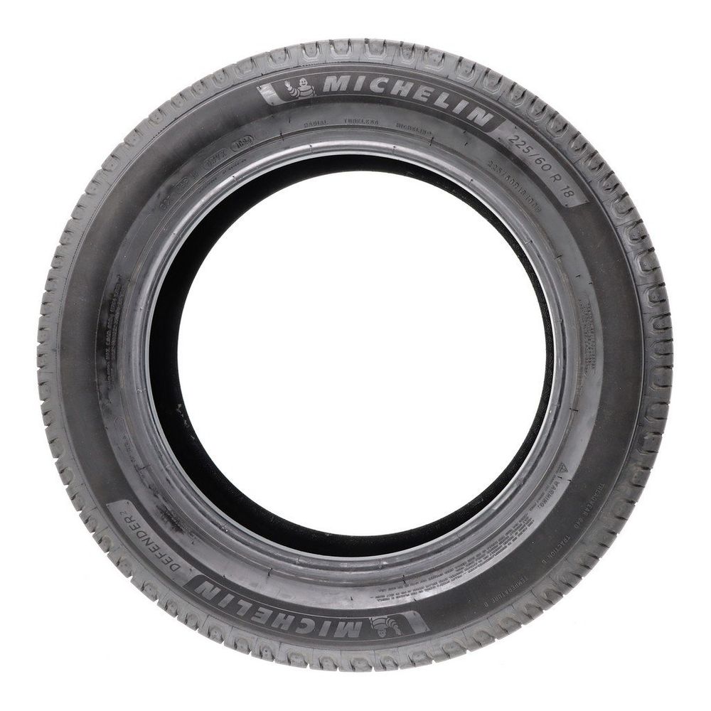 Set of (2) Used 225/60R18 Michelin Defender 2 100H - 10.5/32 - Image 3