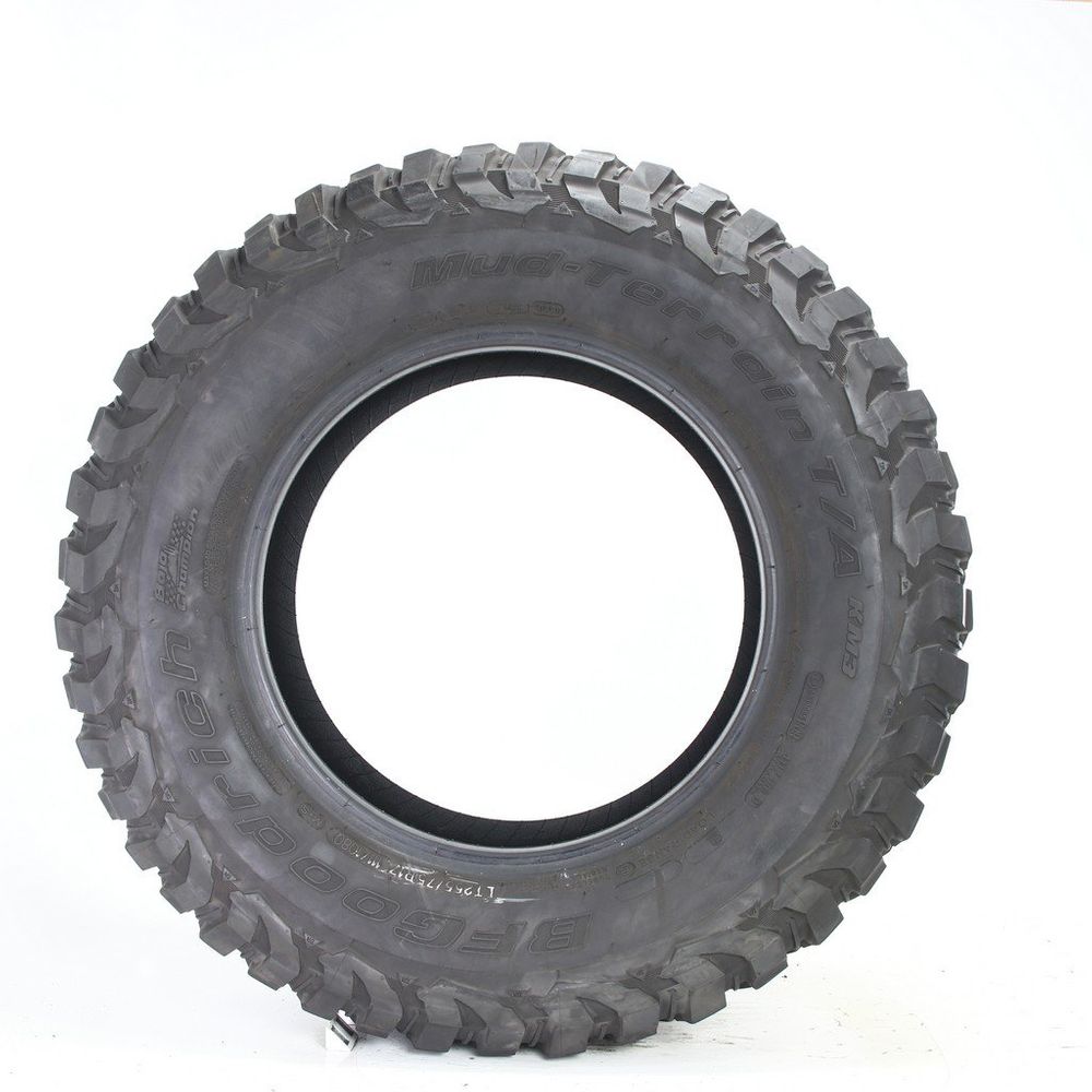 Set of (2) Used LT 255/75R17 BFGoodrich Mud-Terrain T/A KM3 111/108Q C - 16.5-17/32 - Image 6