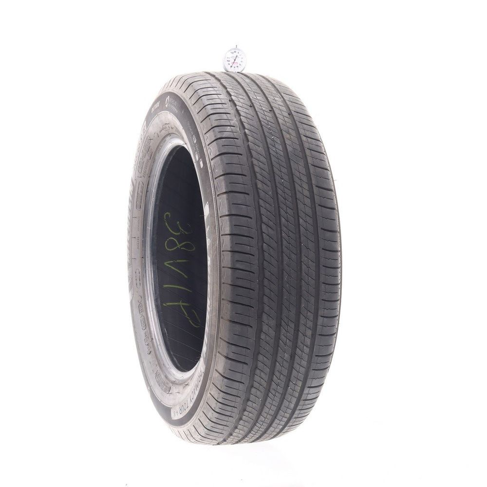 Set of (2) Used 235/65R18 Michelin Primacy Tour A/S 106H - 7-8/32 - Image 4