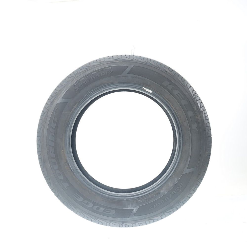 Set of (2) Used 225/65R17 Kelly Edge Touring A/S 102H - 5-5.5/32 - Image 3