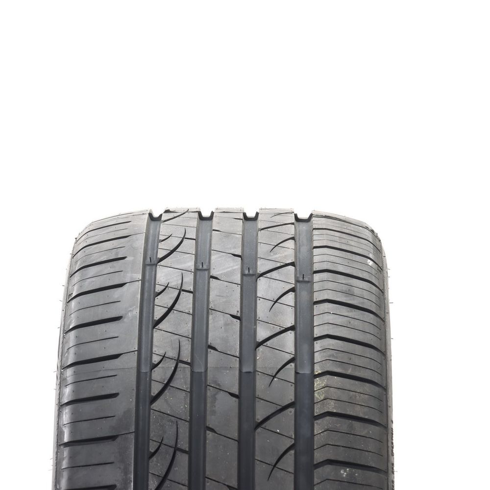 New 275/35ZR18 Fortune Viento FSR702 99W - Image 2