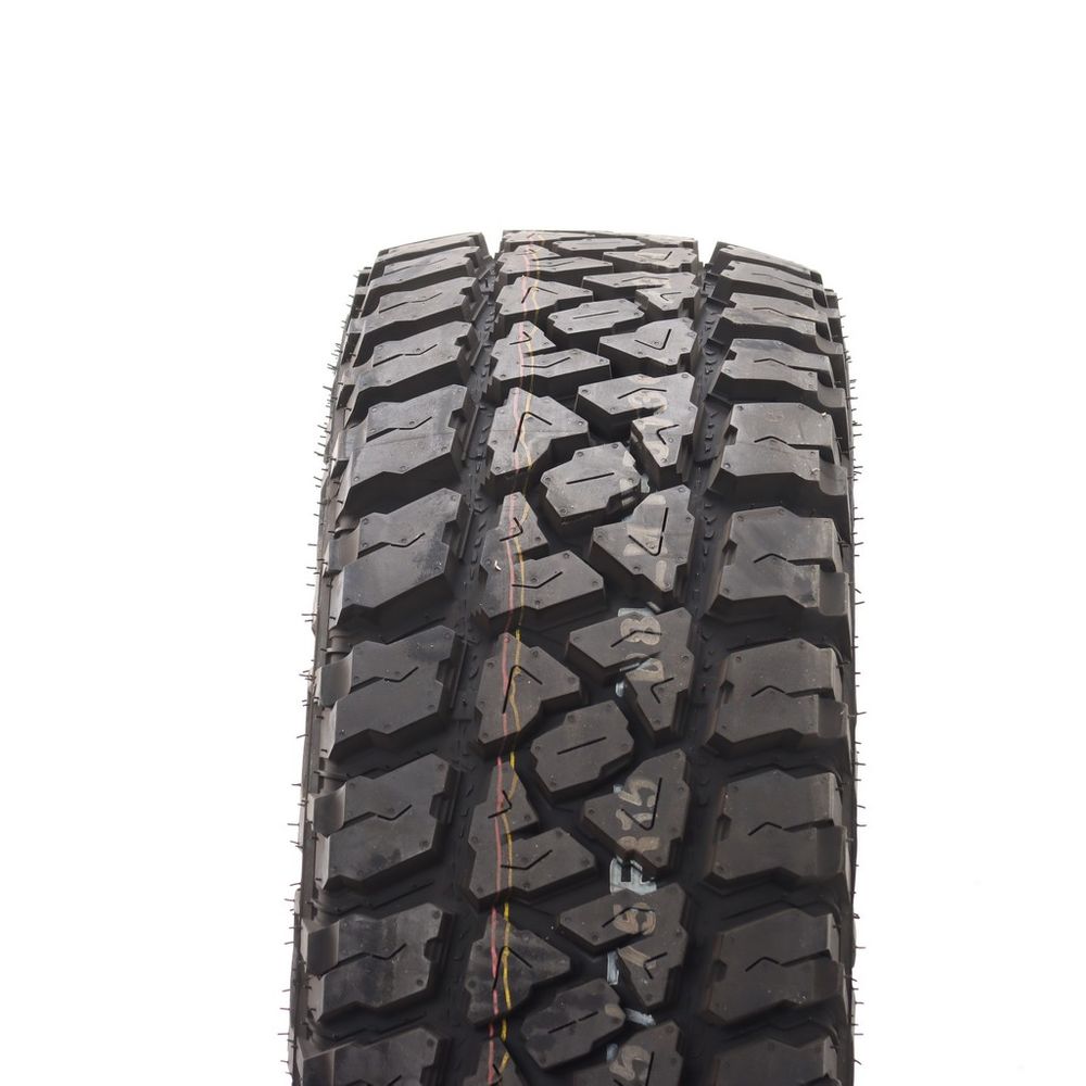 New LT 235/75R15 Kumho Road Venture MT51 110/107Q E - Image 2
