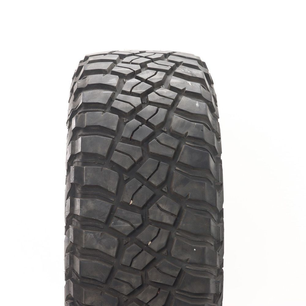 Used LT 285/70R17 BFGoodrich Mud-Terrain T/A KM3 121/118Q E - 15/32 - Image 2