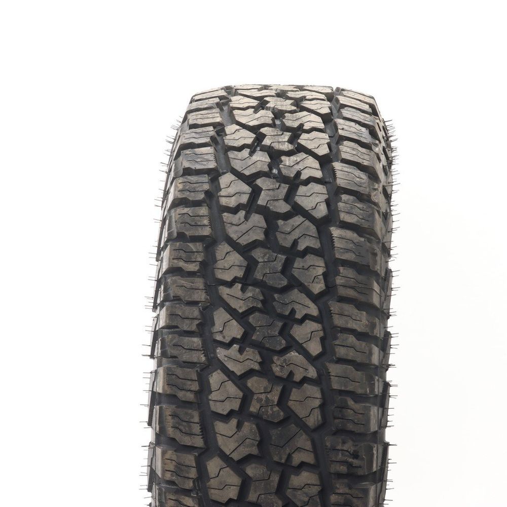 New LT 285/70R17 Cooper Discoverer Stronghold AT 126/123S E - Image 2