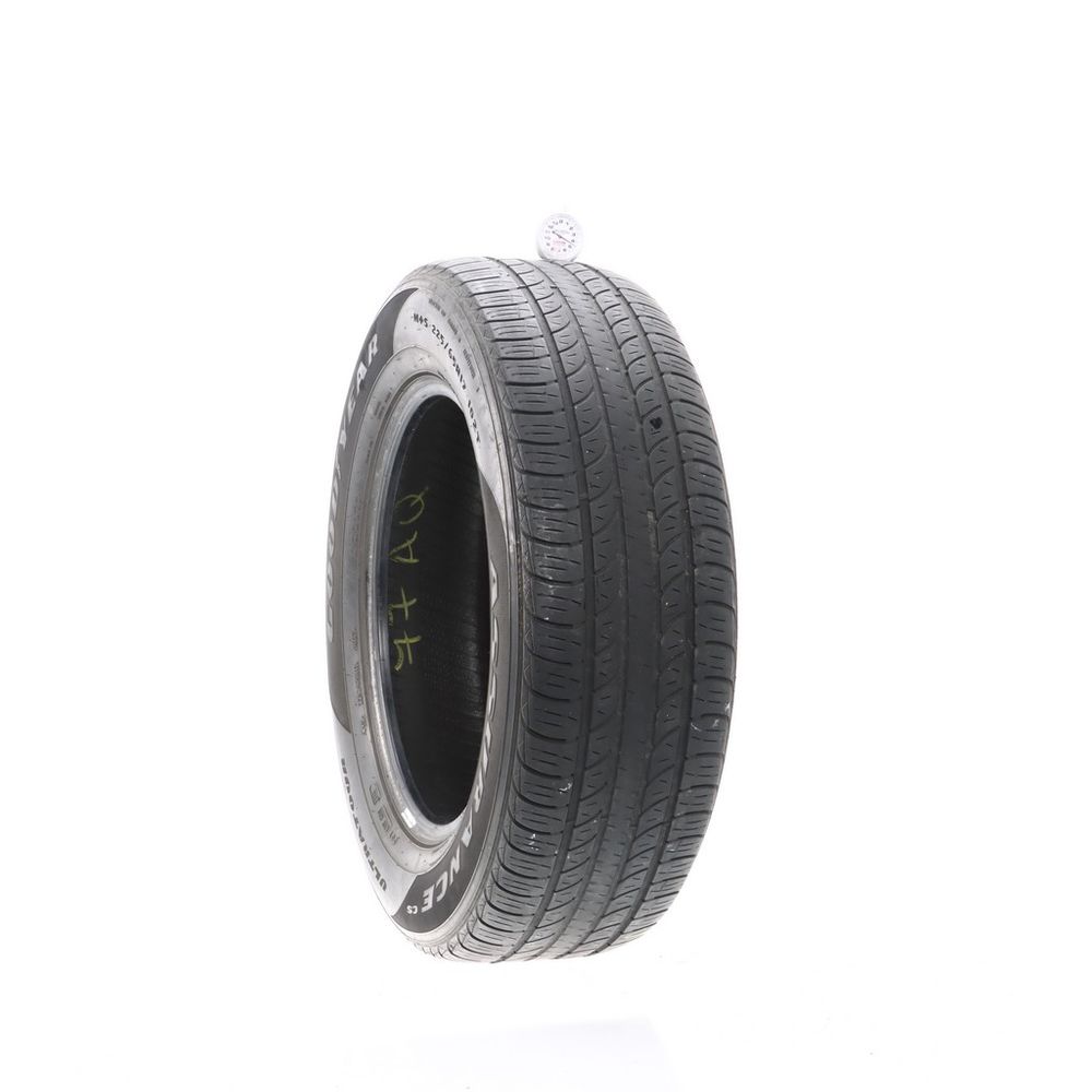 Used 225/65R17 Goodyear Assurance CS Ultratour 102T - 4.5/32 - Image 1