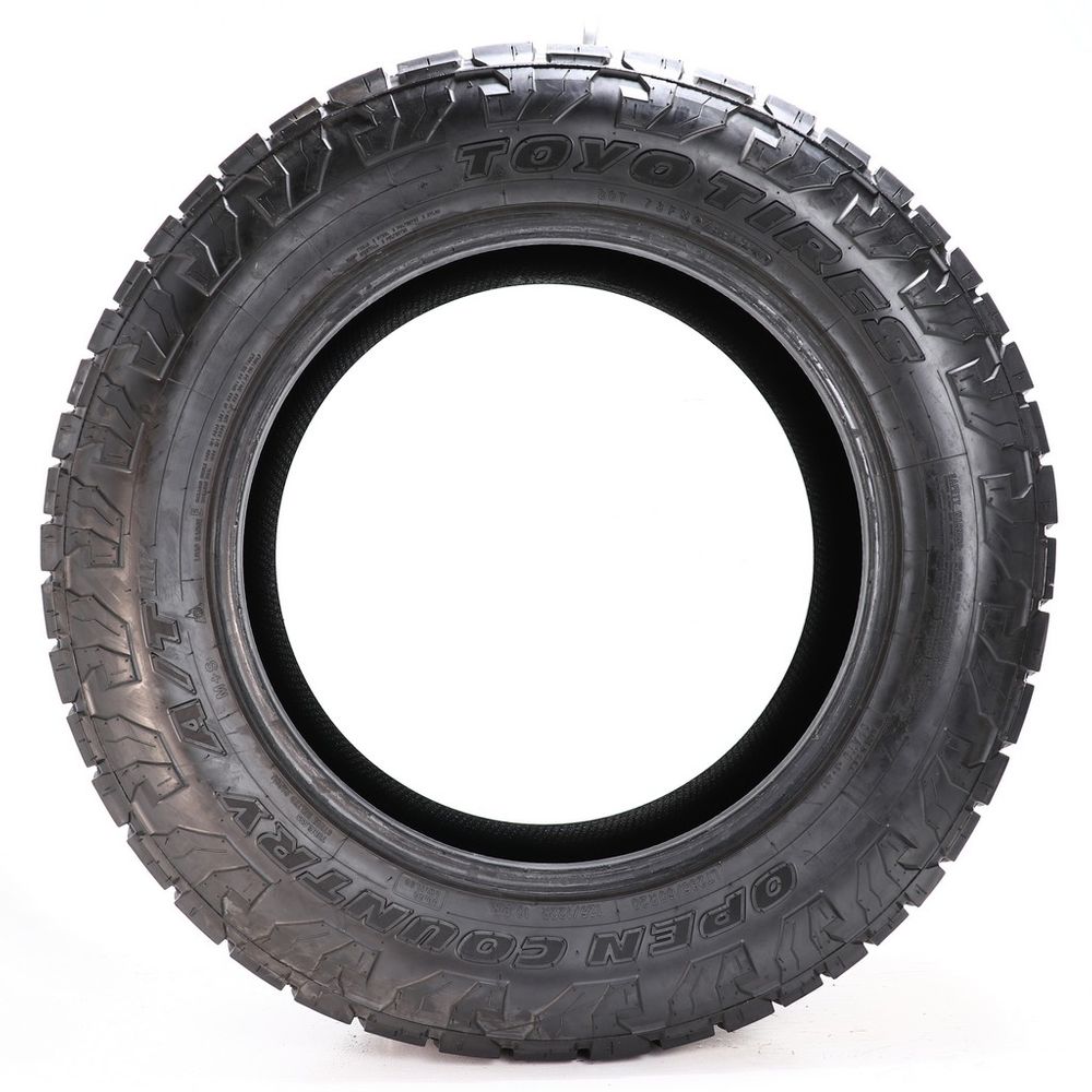 Set of (2) Used LT 285/60R20 Toyo Open Country A/T III 125/122R E - 13-13.5/32 - Image 6