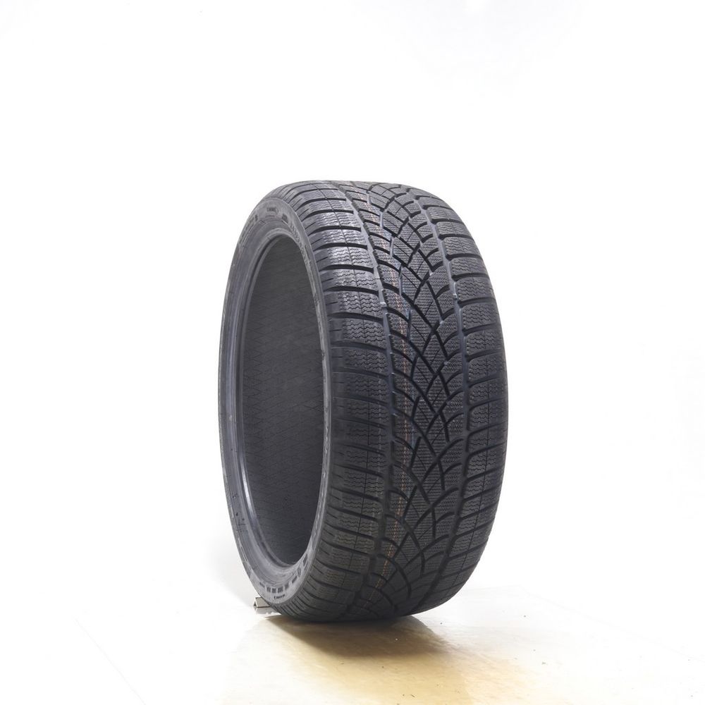Set of (2) New 255/35R20 Dunlop SP Winter Sport 3D 97V - 10/32 - Image 1