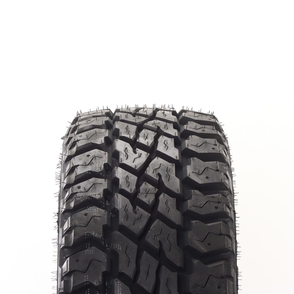 New LT 265/70R17 Cooper Discoverer S/T Maxx 121/118Q E - Image 2