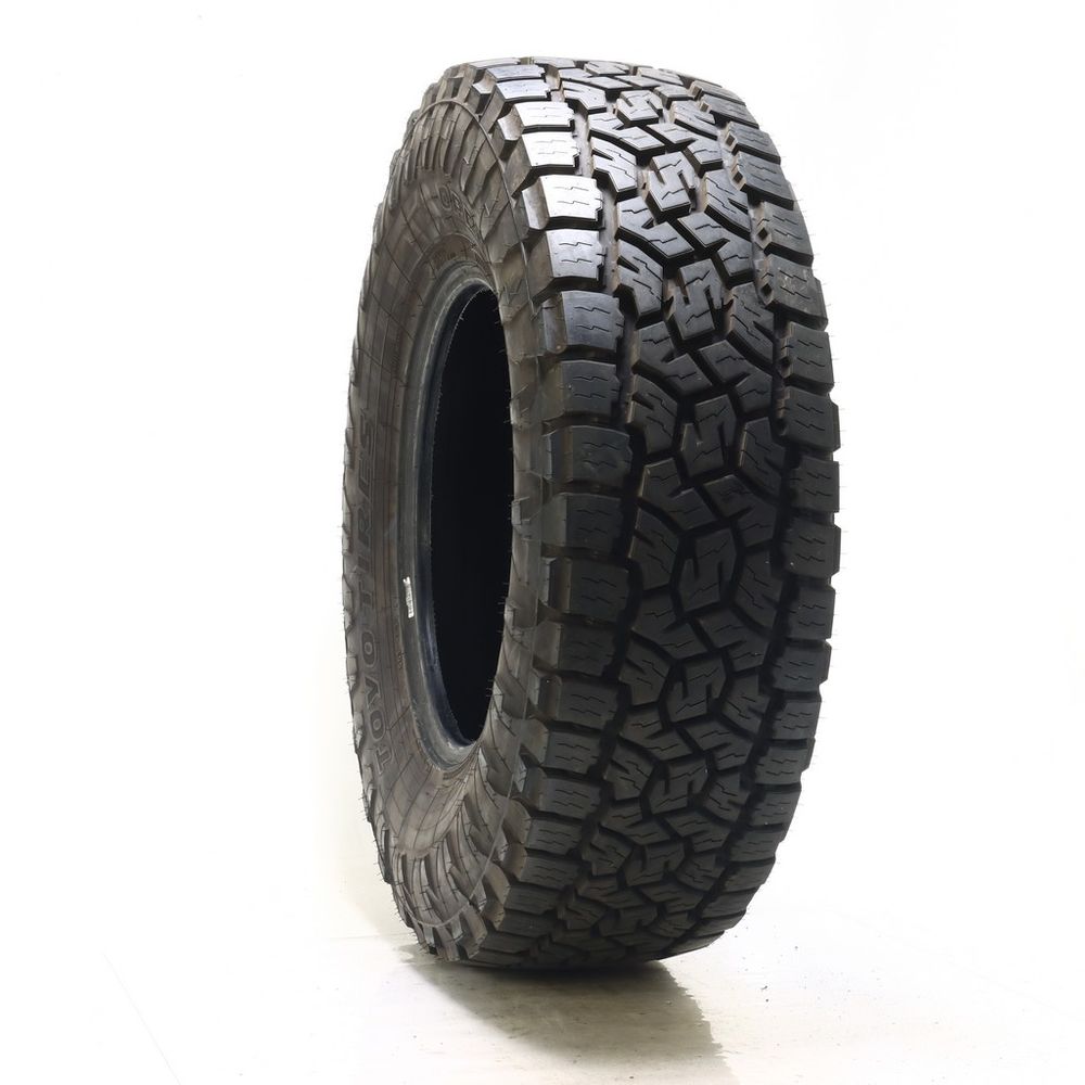 Used LT 285/75R17 Toyo Open Country A/T III 117/114Q C - 15/32 - Image 1