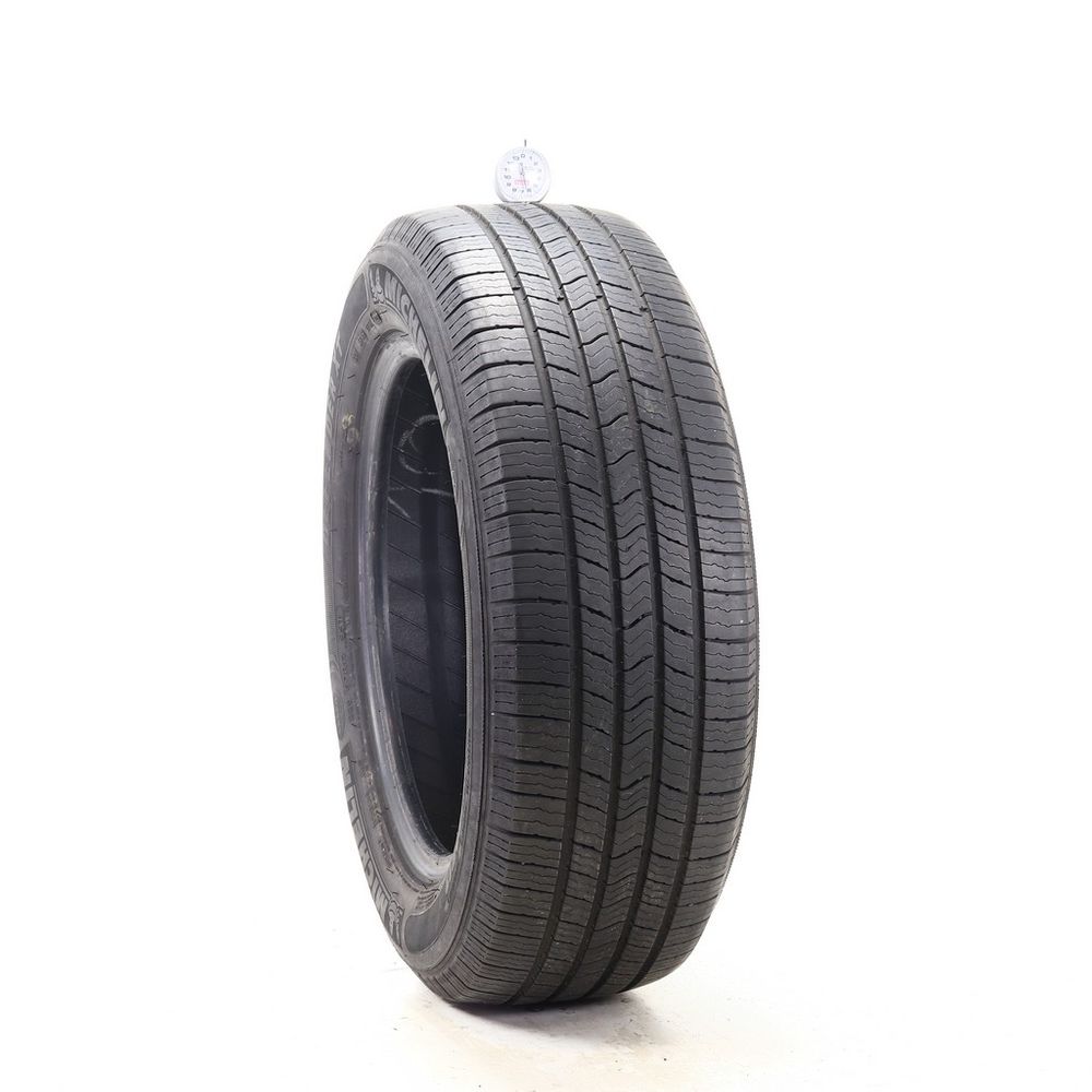 Set of (2) Used 225/60R17 Michelin Defender XT 99T - 6.5/32 - Image 1