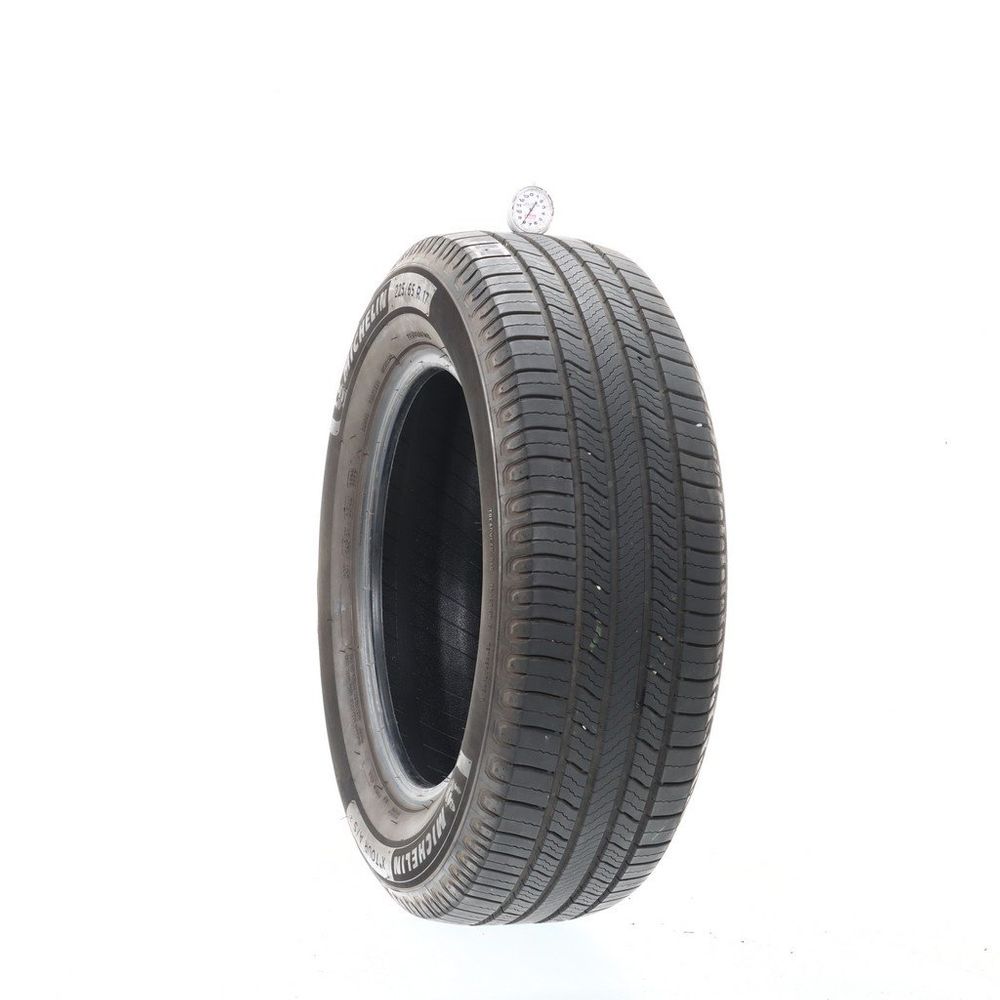 Set of (2) Used 225/65R17 Michelin X Tour A/S 2 102H - 6.5-8/32 - Image 4