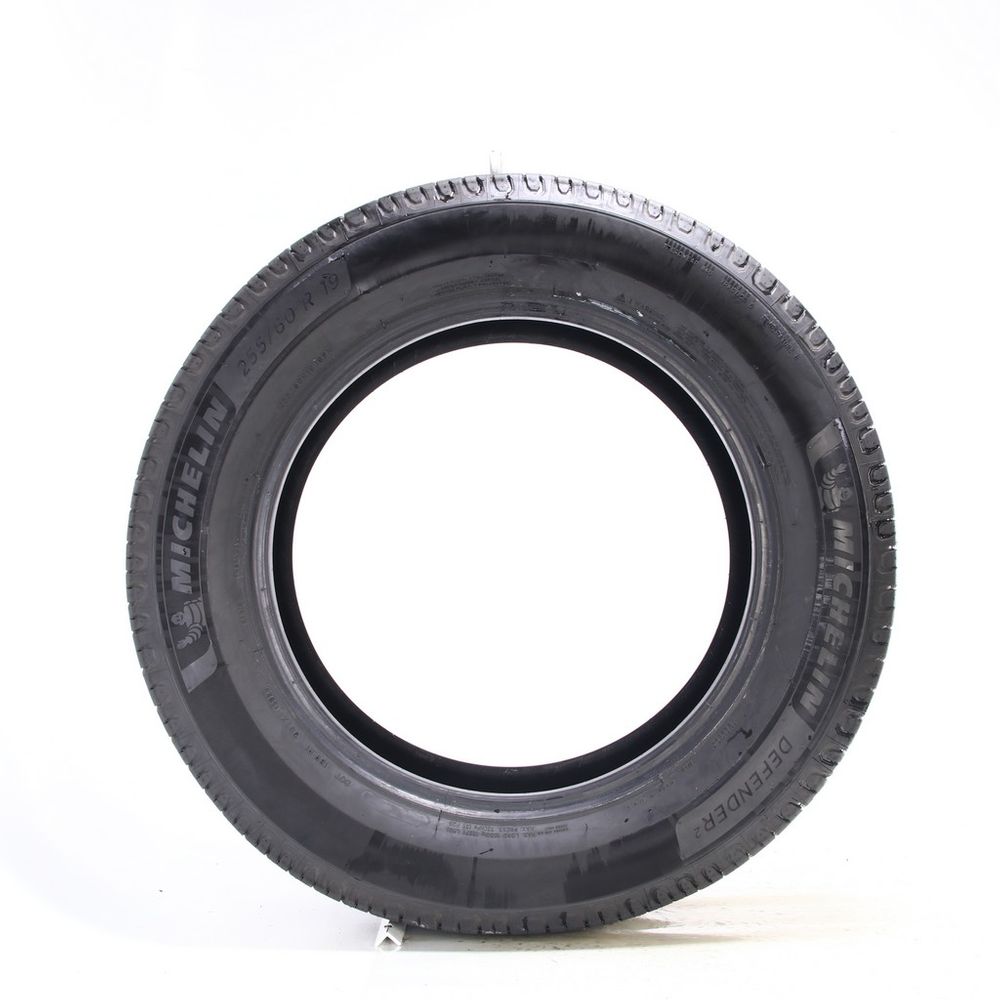 Set of (2) Used 255/60R19 Michelin Defender 2 109H - 10/32 - Image 3