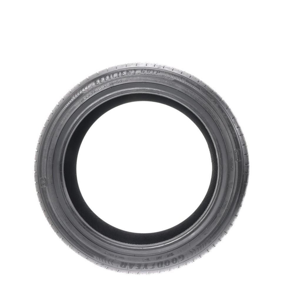 Set of (2) New 225/45R18 Goodyear EfficientGrip Performance 95W - Image 3