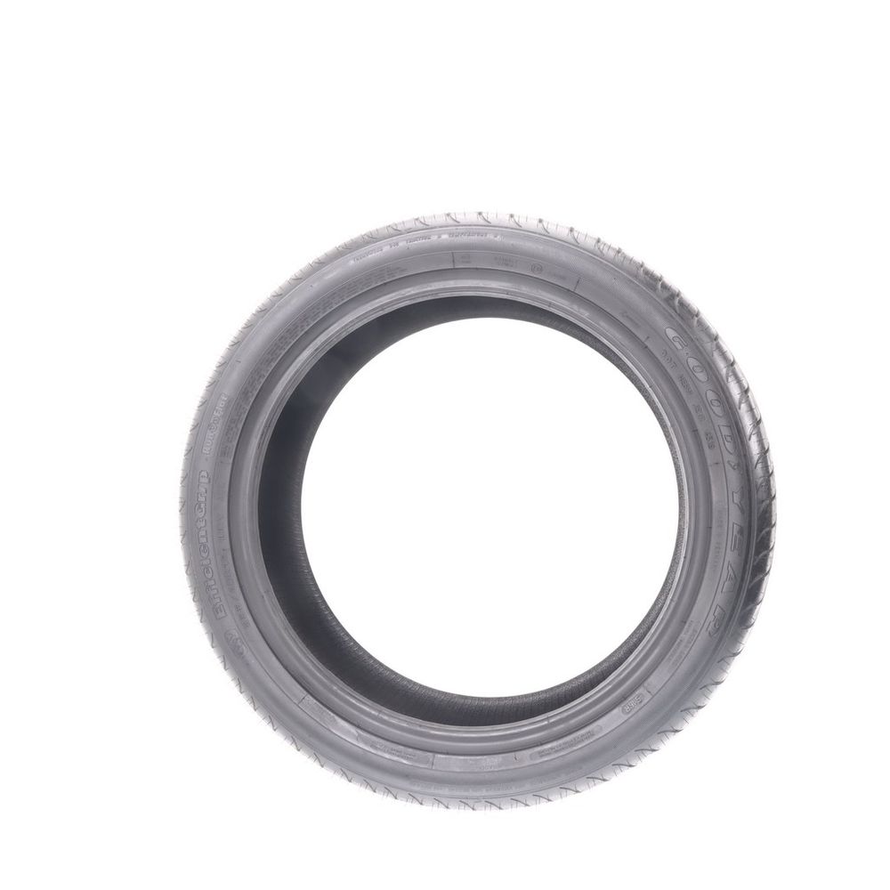 New 255/40R19 Goodyear EfficientGrip Run Flat AOE 100Y - Image 3
