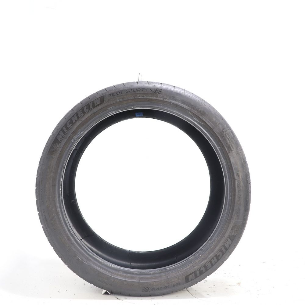 Set of (2) Used 305/30ZR19 Michelin Pilot Sport 4 S 102Y - 6.5-7.5/32 - Image 3