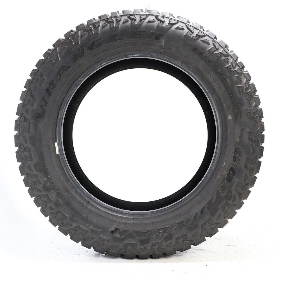 Set of (2) Used 275/60R20 Goodyear Wrangler Ultra Terrain AT 115S - 11-12.5/32 - Image 3