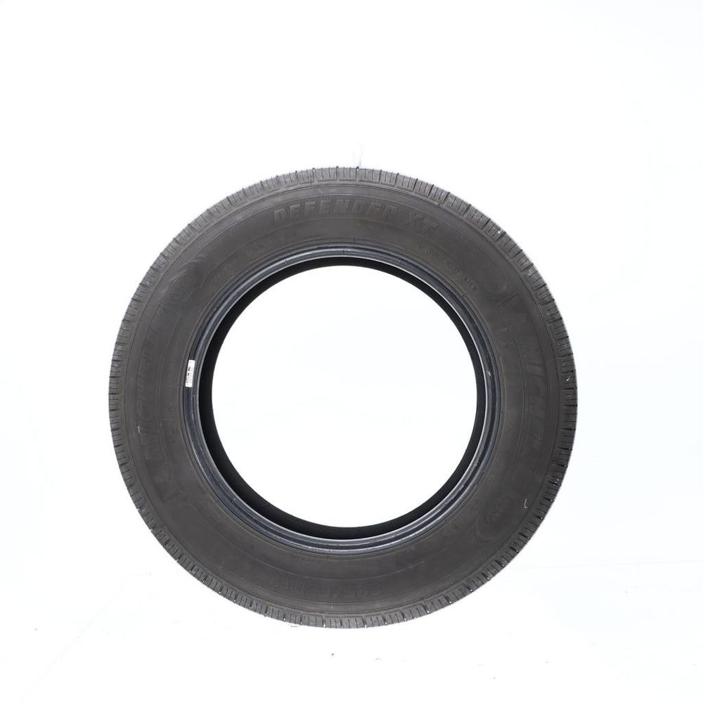Used 225/65R17 Michelin Defender XT 102T - 5.5/32 - Image 3