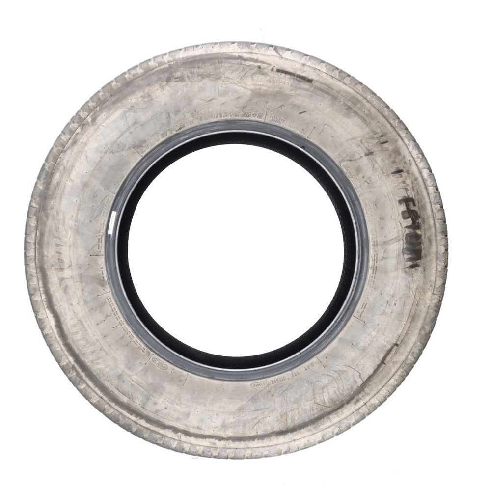 Used LT 265/70R18 Bridgestone Alenza A/S 02 ENLITEN 124/121S E - 6.5/32 - Image 3