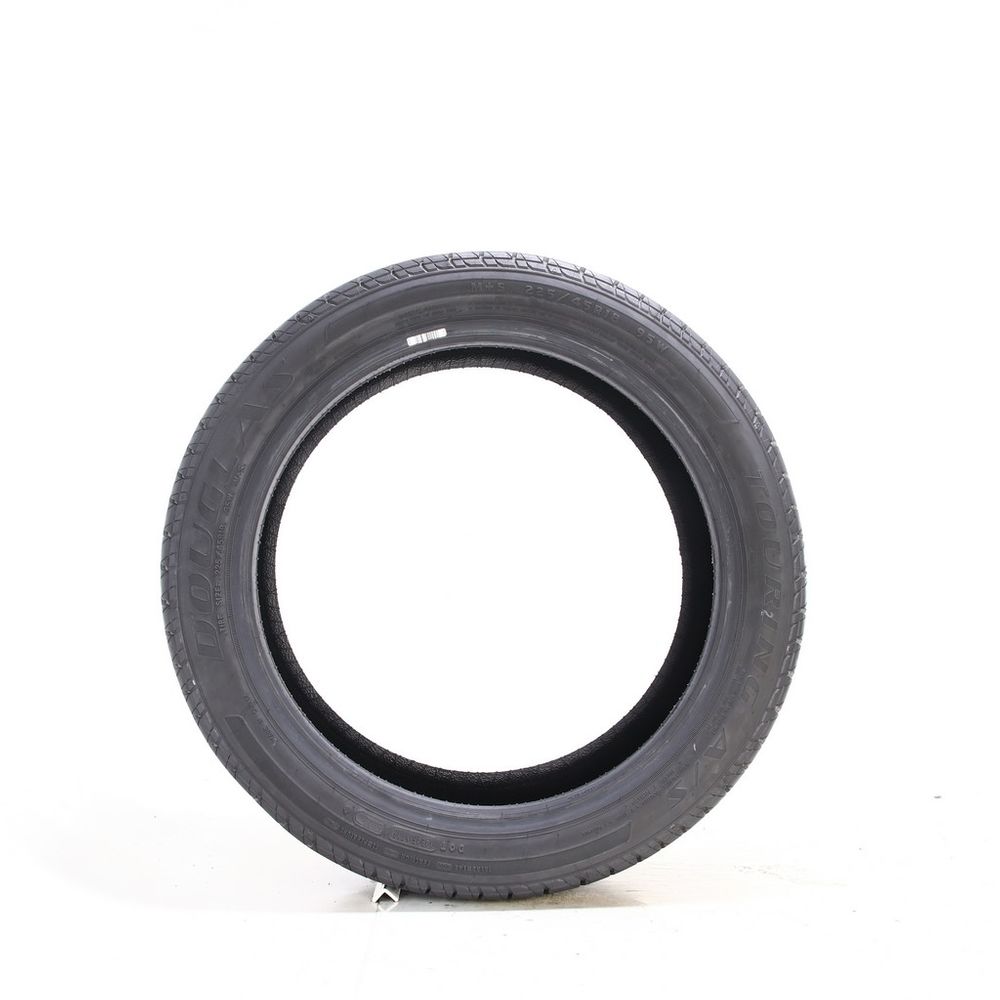 New 225/45R18 Douglas Touring A/S 95W - Image 3