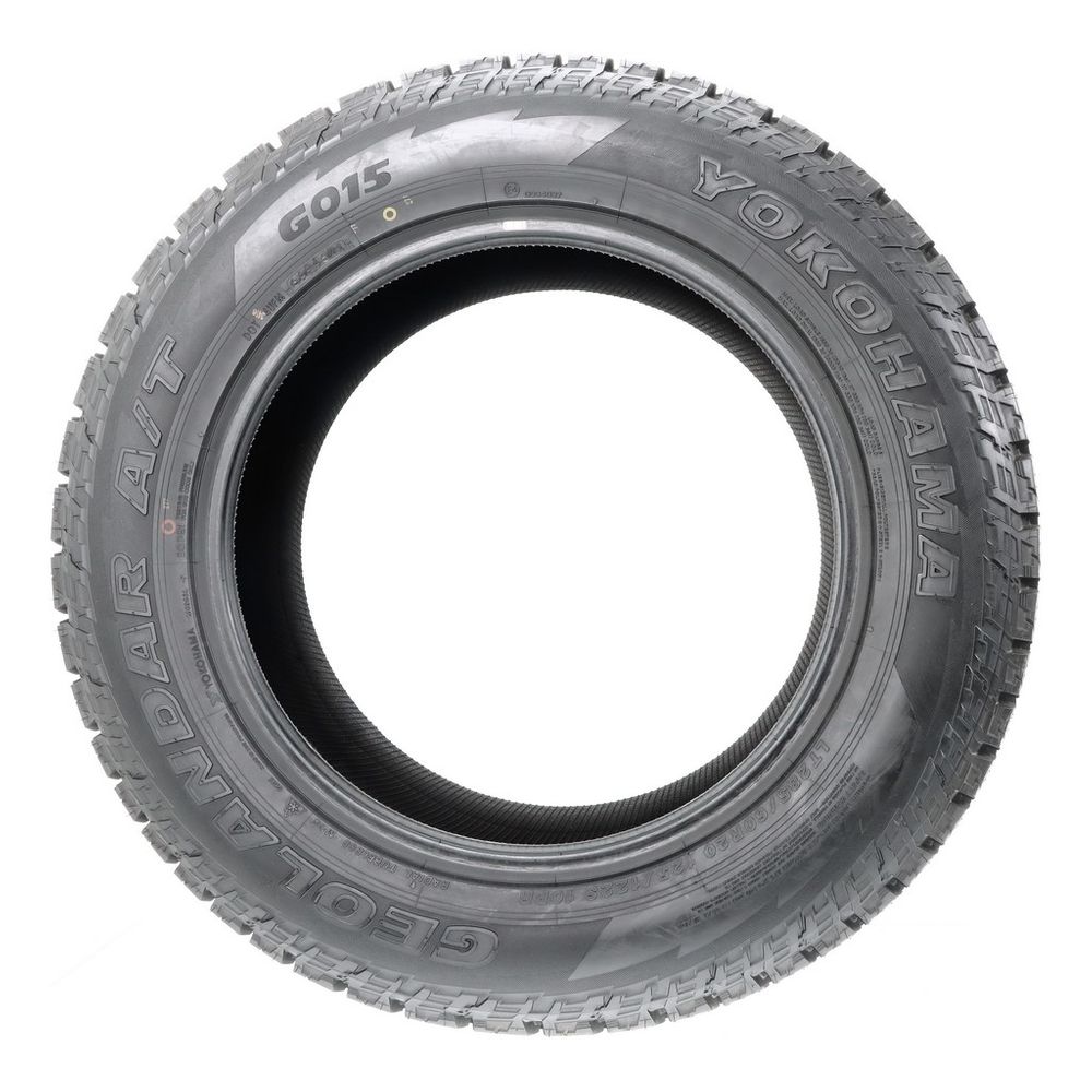 Set of (2) New LT 285/60R20 Yokohama Geolandar A/T G015 125/122S E - Image 3