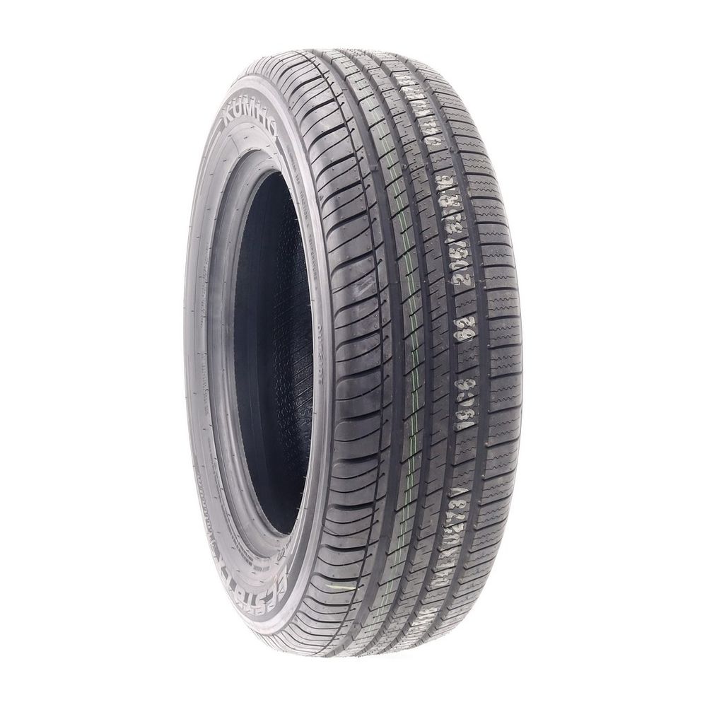 Set of (2) New 205/65R16 Kumho Ecsta LX Platinum 95V - 9.5/32 - Image 1