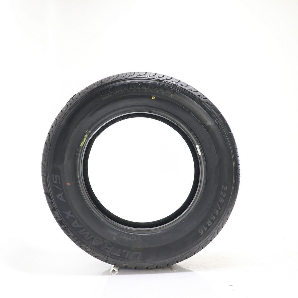 New 225/65R16 Summit Ultramax A/S 100H - New - Image 3