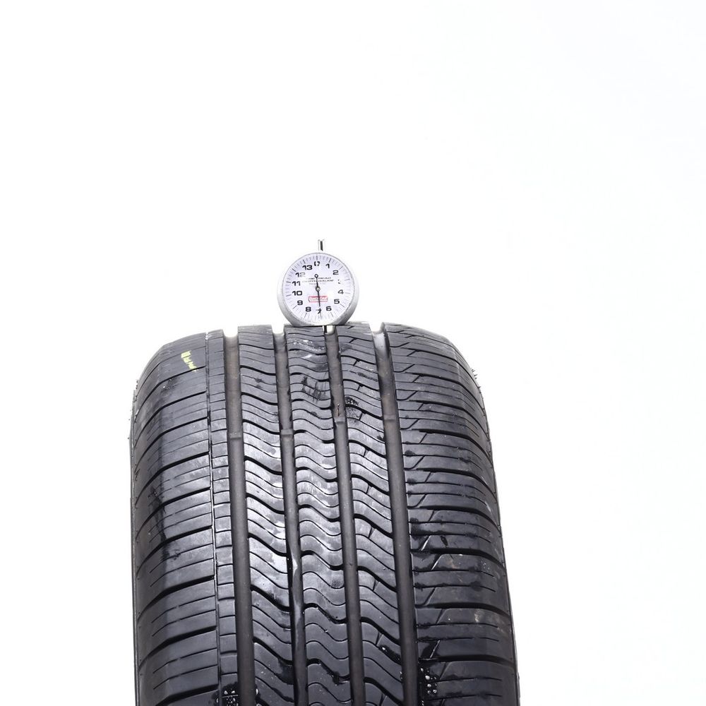 Used 235/65R17 GT Radial Maxtour LX 104H - 7/32 - Image 2