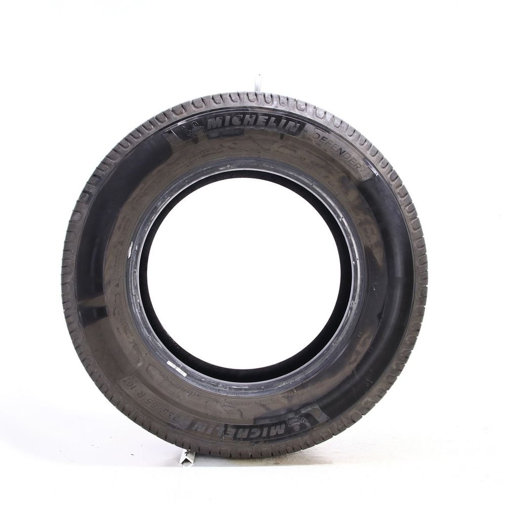 Set of (2) Used 235/65R16 Michelin Defender 2 103H - 8.5-9/32 - Image 3