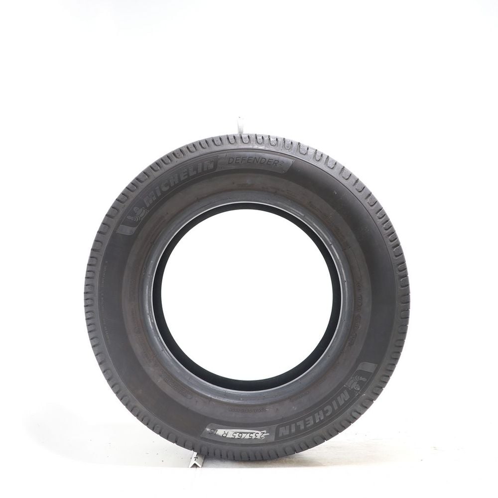 Set of (2) Used 235/65R16 Michelin Defender 2 103H - 8.5-9/32 - Image 6