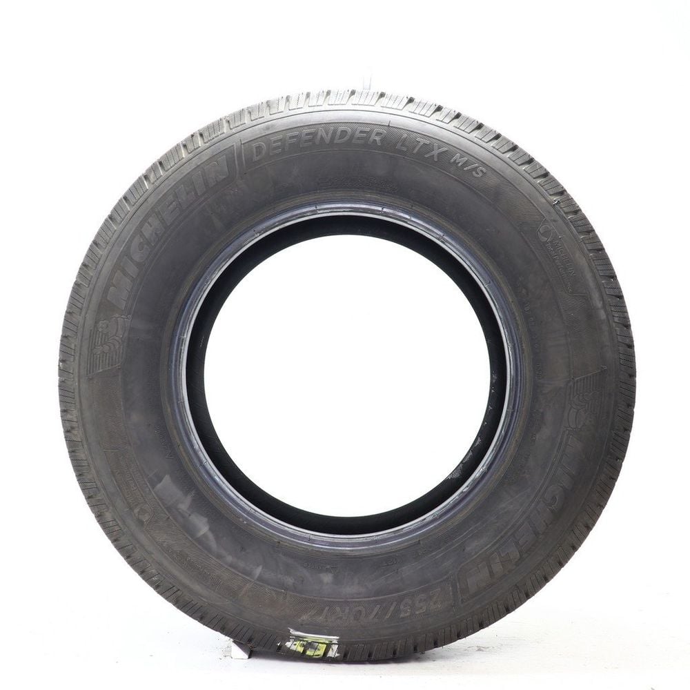 Set of (2) Used 255/70R17 Michelin Defender LTX M/S 112T - 10.5/32 - Image 3