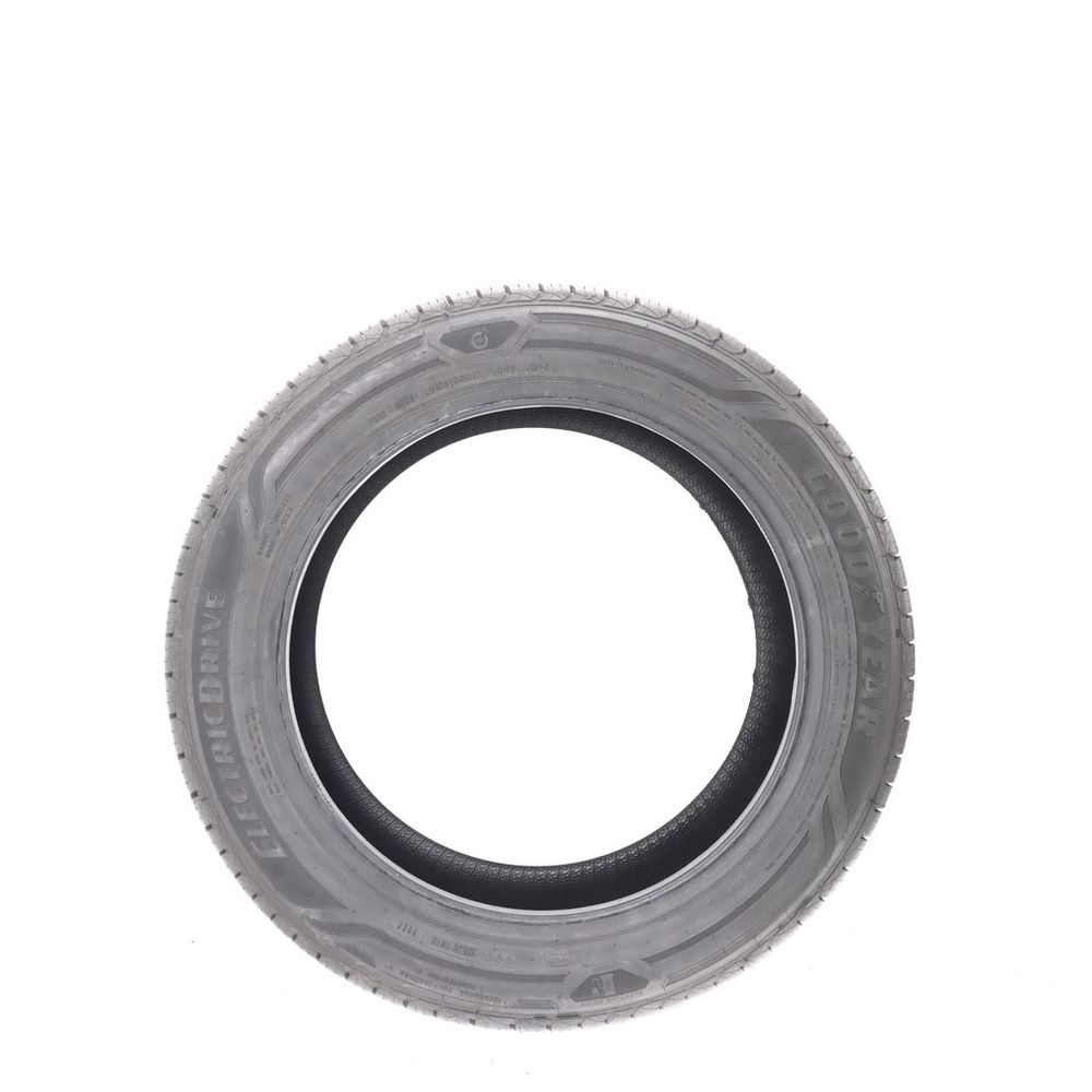New 215/55R17 Goodyear ElectricDrive SoundComfort 94V - Image 3