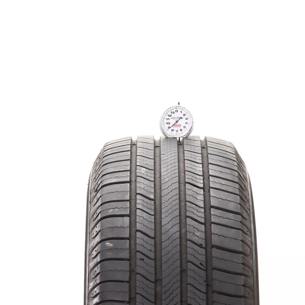 Set of (2) Used 235/65R17 Michelin Defender 2 104H - 8.5-9.5/32 - Image 2