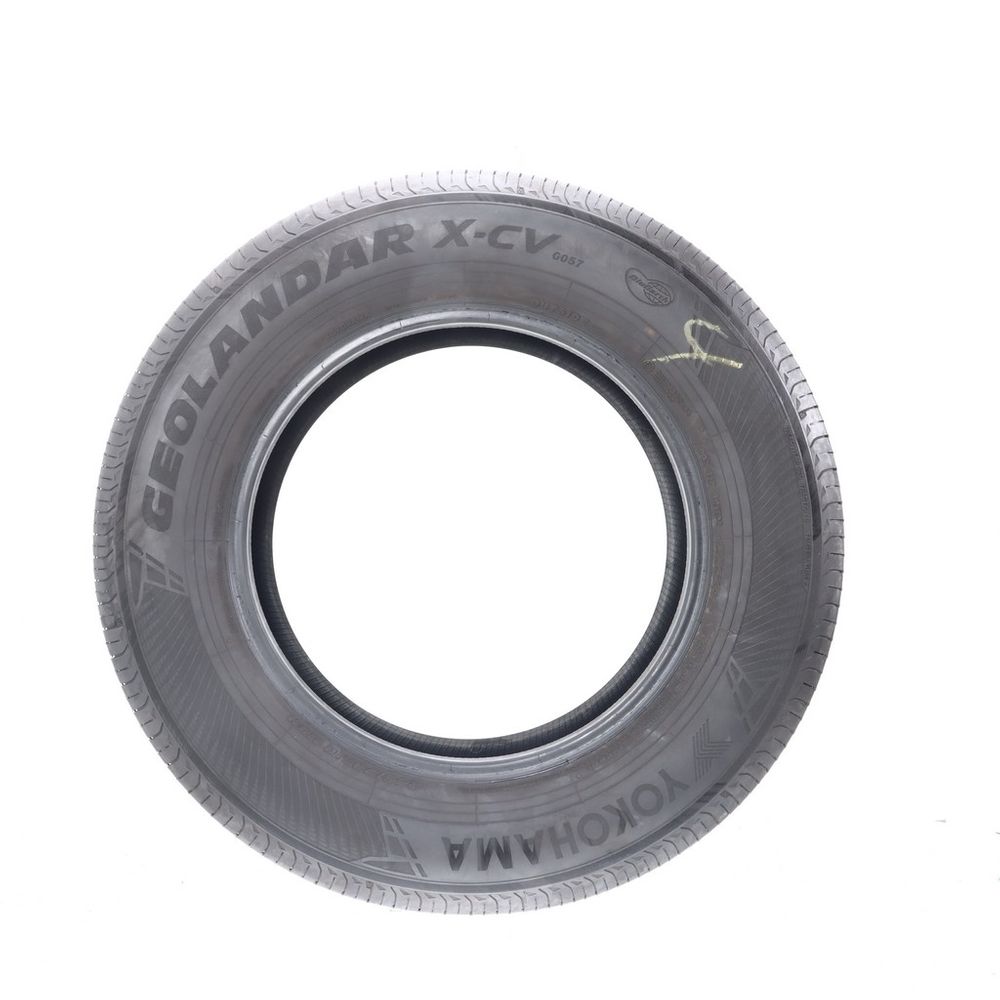 Set of (4) Used 245/70R18 Yokohama Geolandar X-CV G057 110H - 8-8.5/32 - Image 3