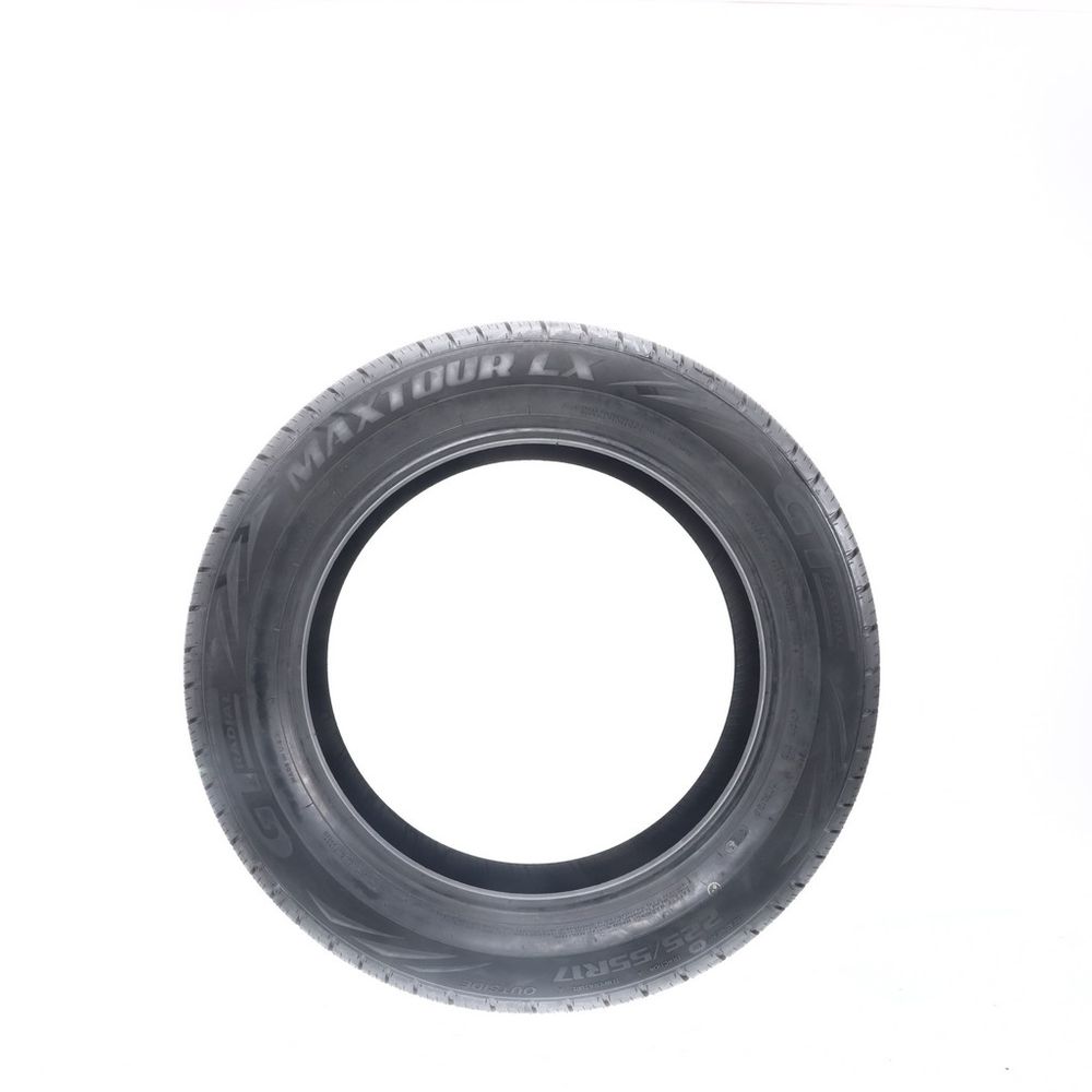 New 225/55R17 GT Radial Maxtour LX 97V - Image 3