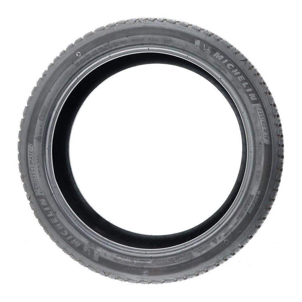 Set of (4) Used 235/40R19 Michelin CrossClimate 2 96V - 8.5-9.5/32 - Image 3
