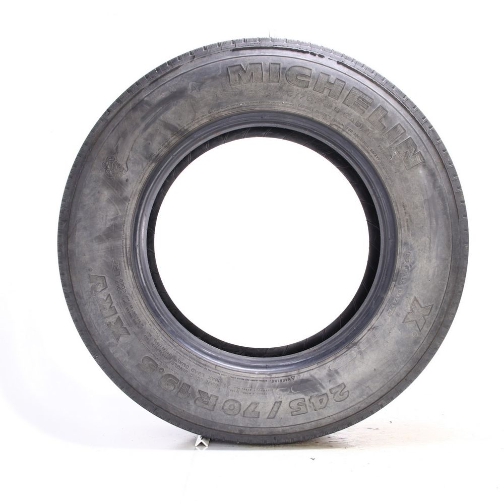 Used 245/70R19.5 Michelin XRV 1N/A - 13/32 - Image 3