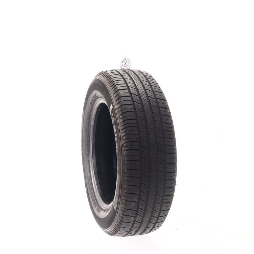Set of (4) Used 225/65R17 Michelin Defender 2 102H - 7.5-8/32 - Image 4