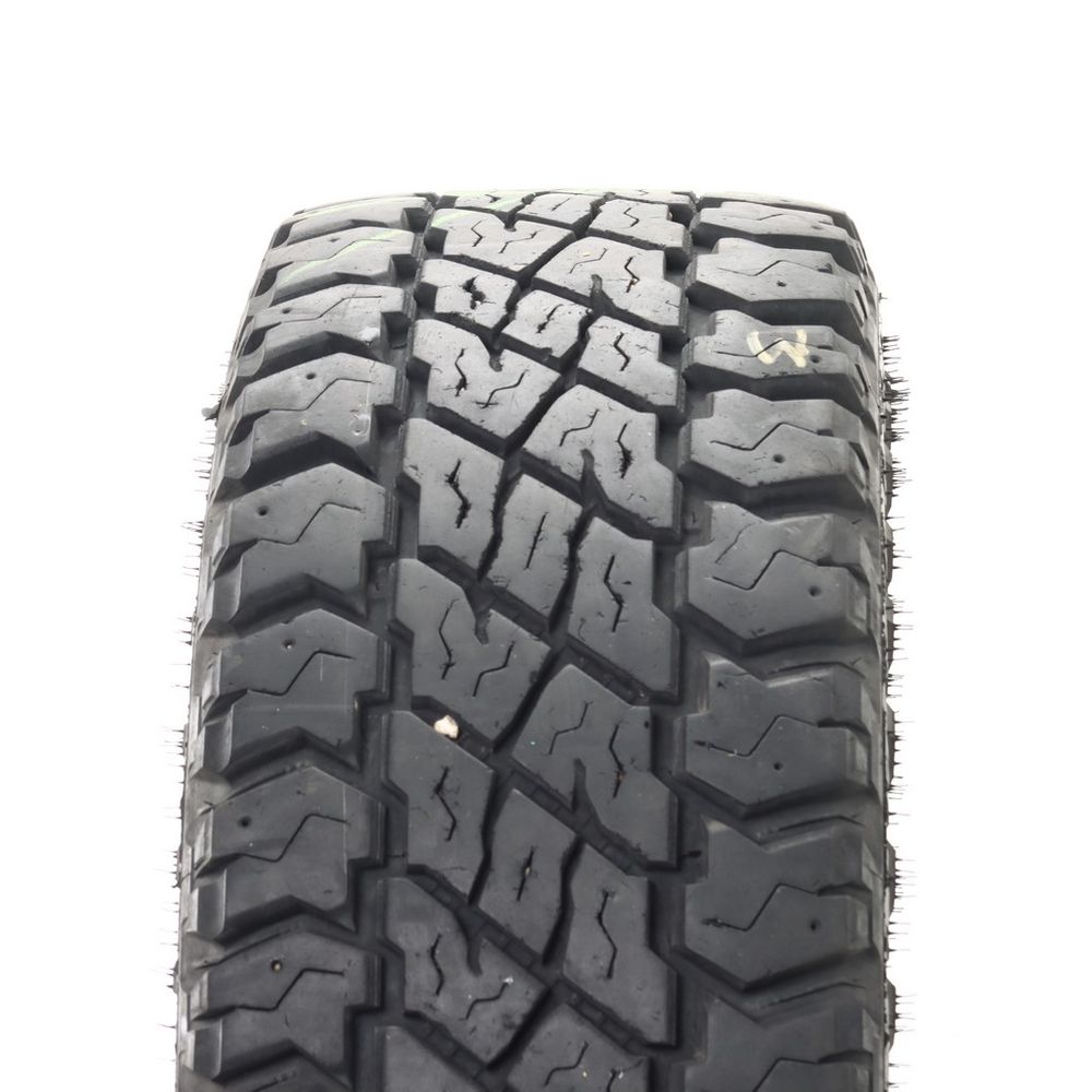 Used LT 285/70R17 Cooper Discoverer S/T Maxx 121/118Q E - 15.5/32 - Image 2