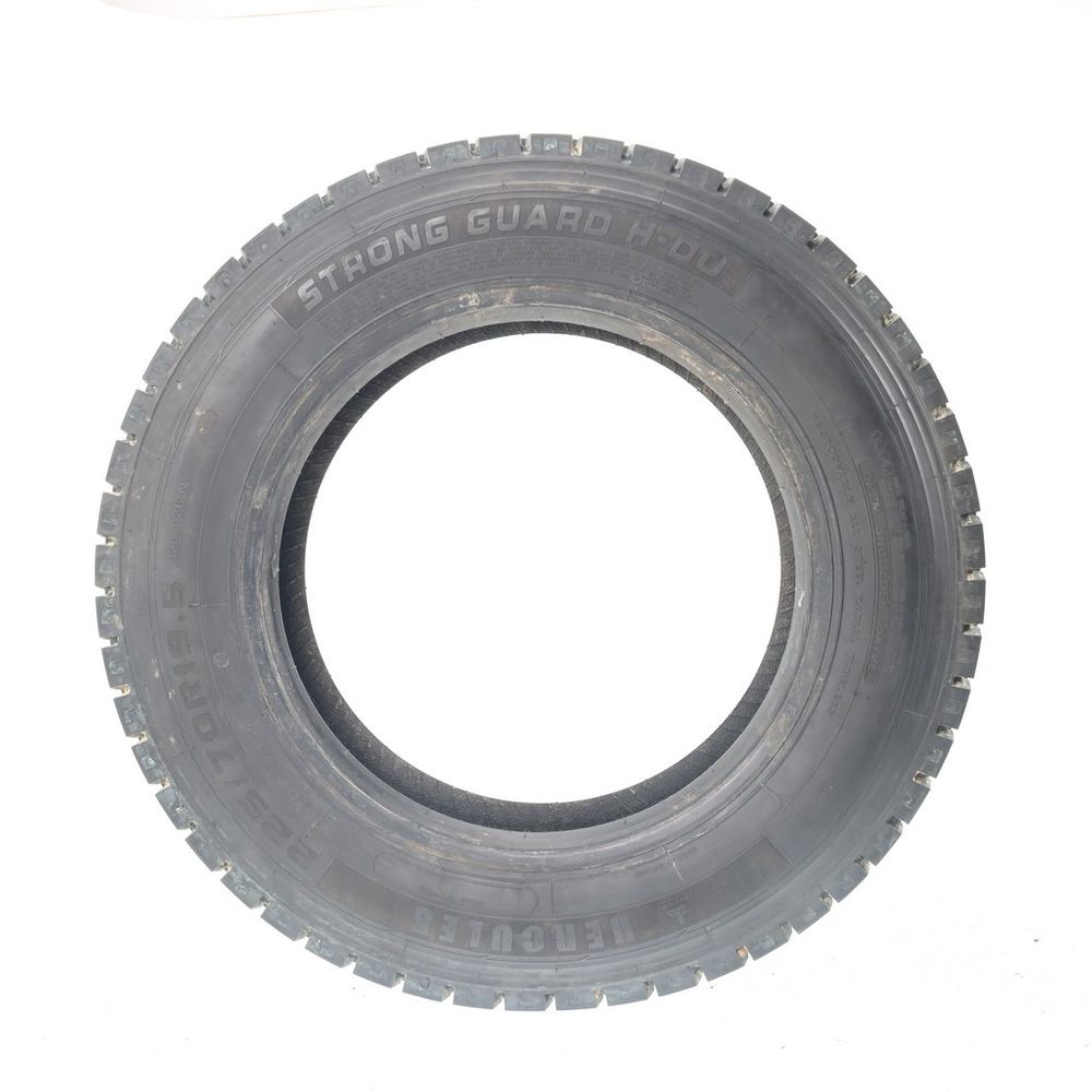 Used 225/70R19.5 Hercules Strong Guard H-DO 128/126N - 21/32 - Image 3