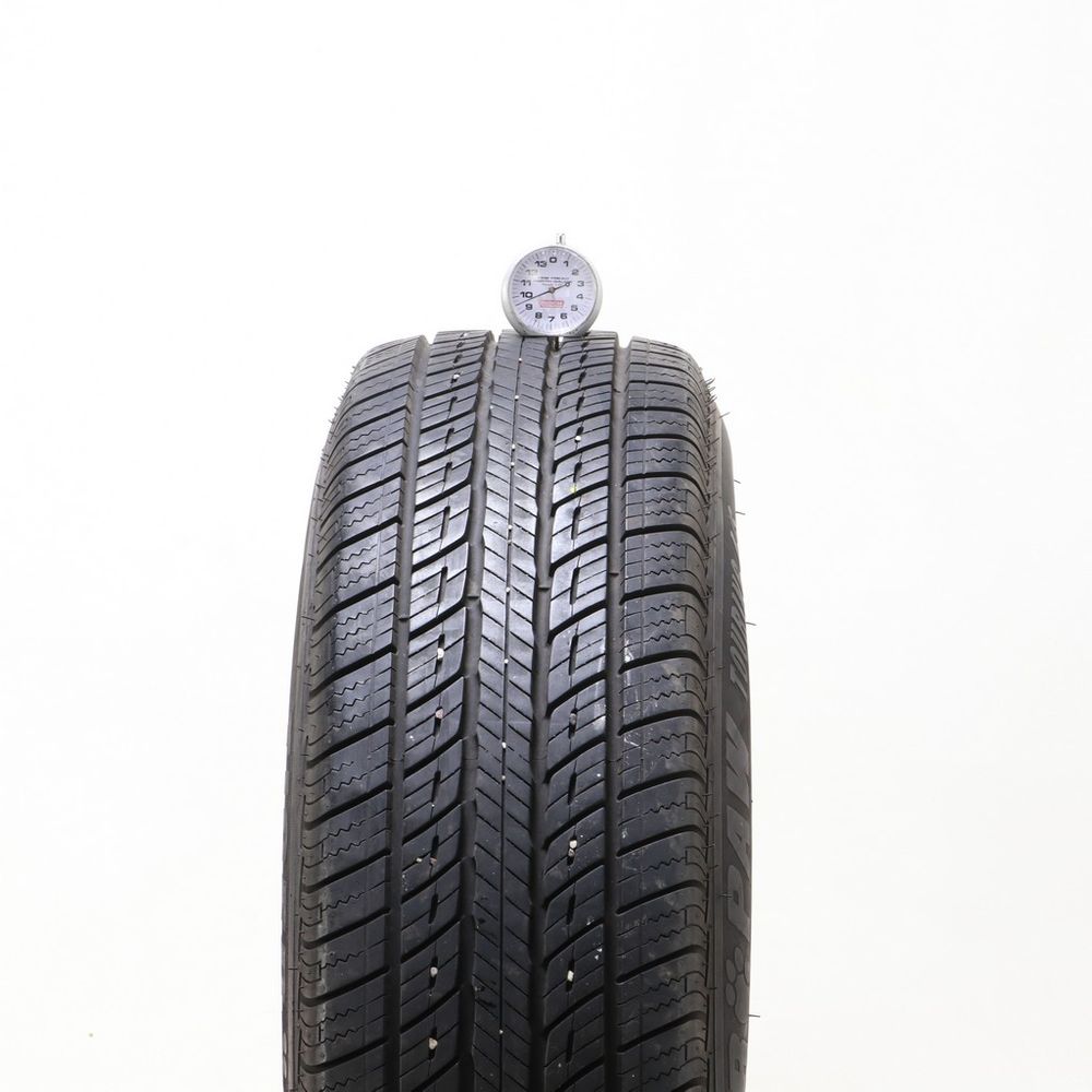 Used 215/70R15 Uniroyal Tiger Paw Touring A/S 98H - 9.5/32 - Image 2