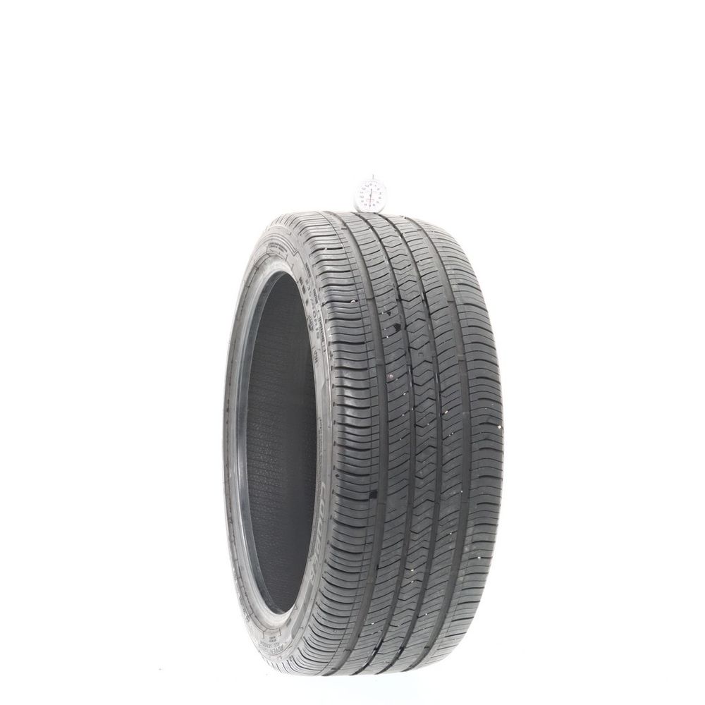 Used 235/40R19 Cooper Adventurer All Season 96V - 7/32 - Image 1