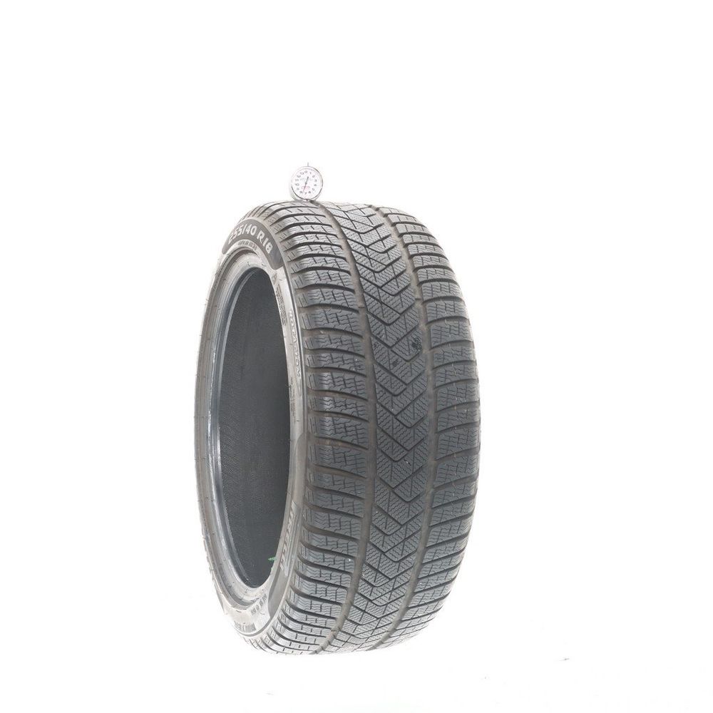 Used 255/40R18 Pirelli Winter Sottozero 3 AR Run Flat 95H - 7.5/32 - Image 1