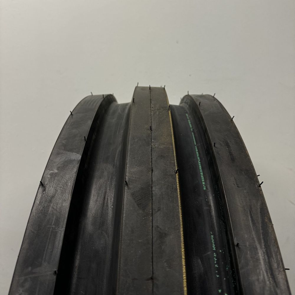 New 11-16 BKT TF9090 118A6 - Image 2